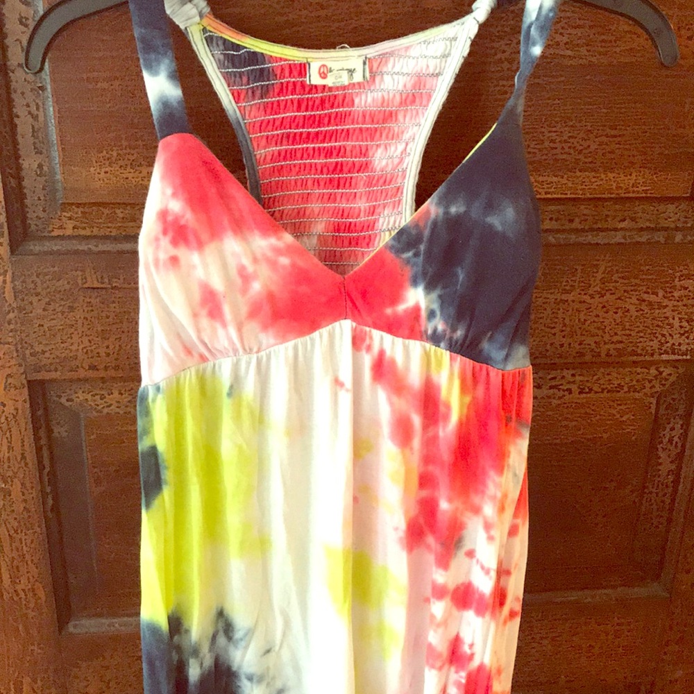 Tye-dye dress that is prefect for those hot days!